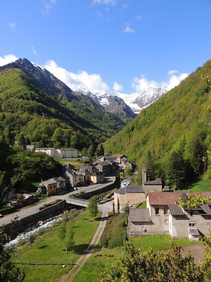 Auberge Les Myrtilles Couflens エクステリア 写真